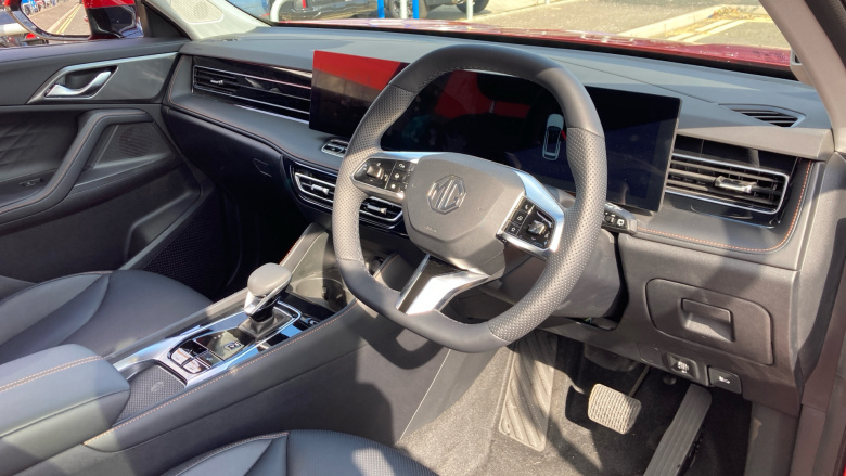 MG HS 1.5 T-GDI Hybrid+ Trophy 5dr Auto Hybrid Hatchback